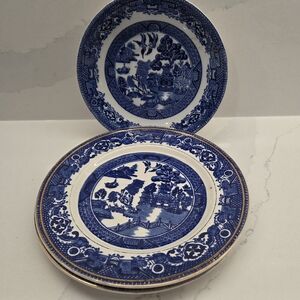 Vintage Blue Willow China Plates
